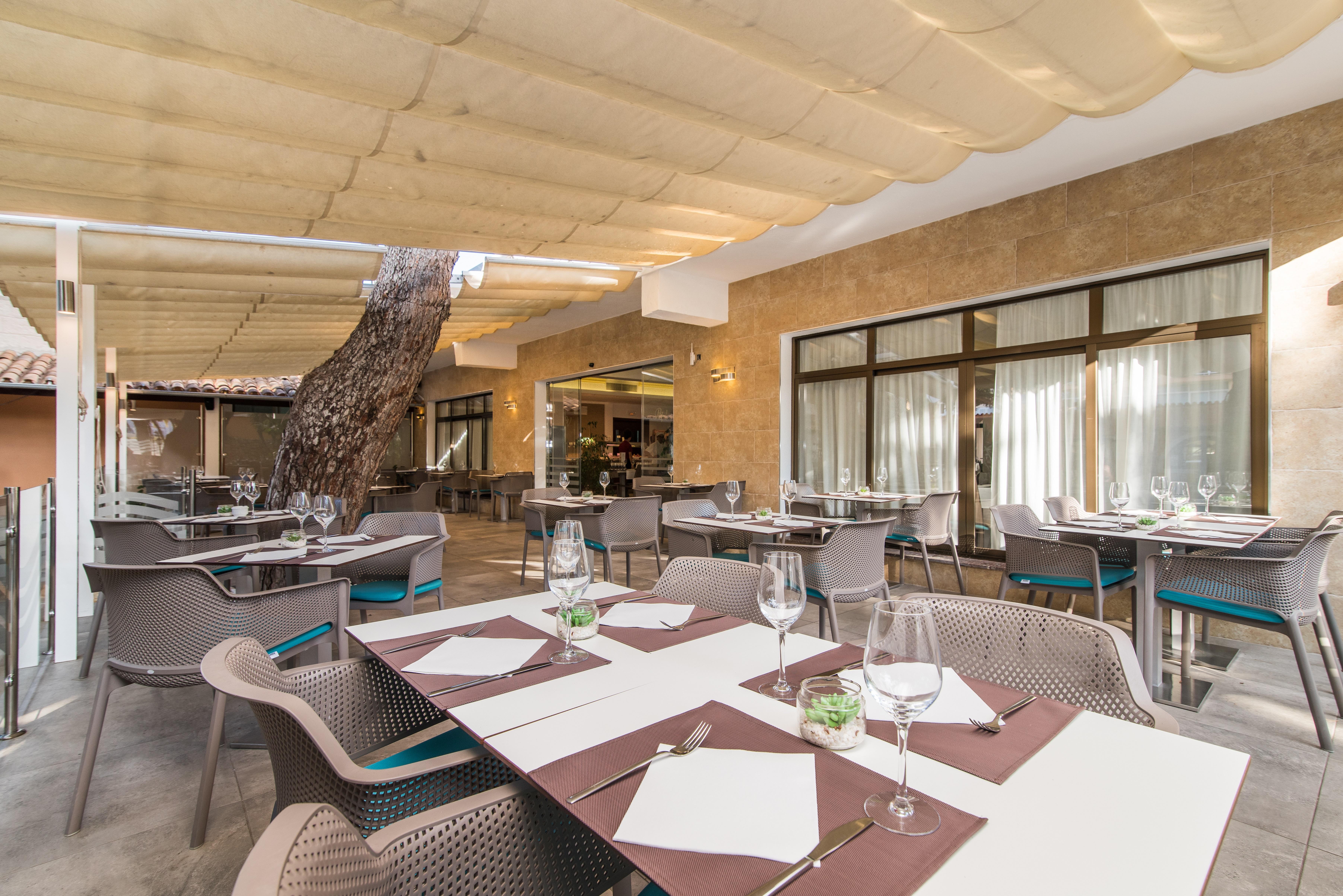Hotel Baviera Cala Ratjada  Exteriör bild